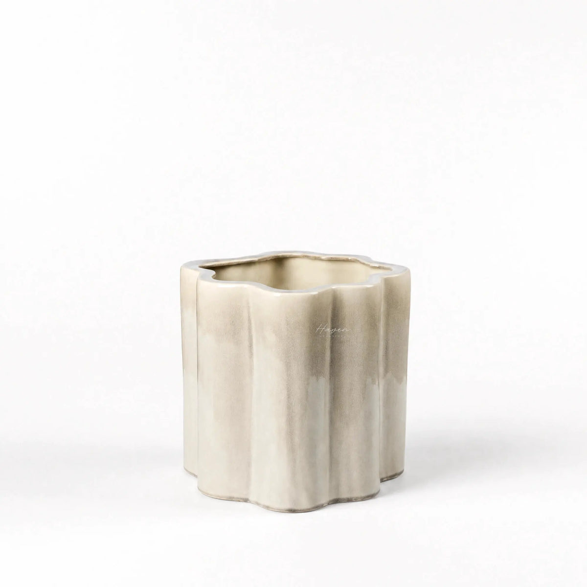 Broste Flowerpot Sonja large ceramic vase with crackle glaze and organic Nordic silhouette.