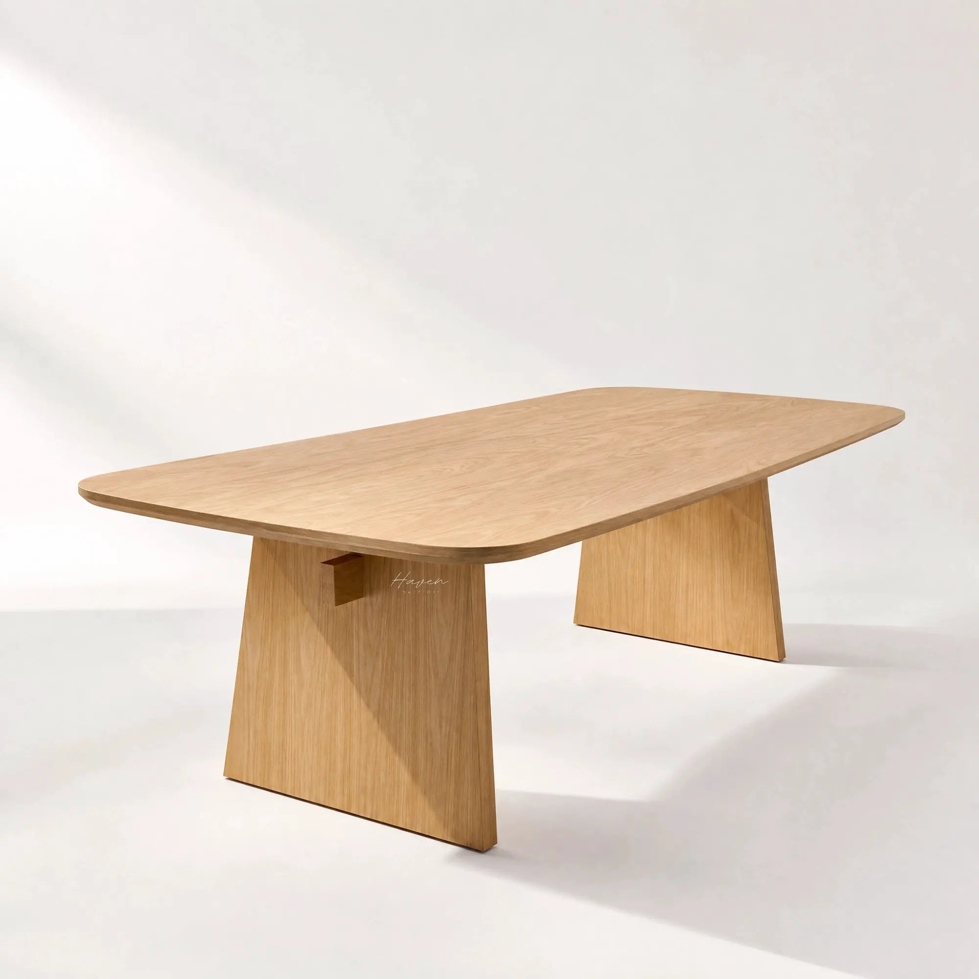 Nord Dining Table