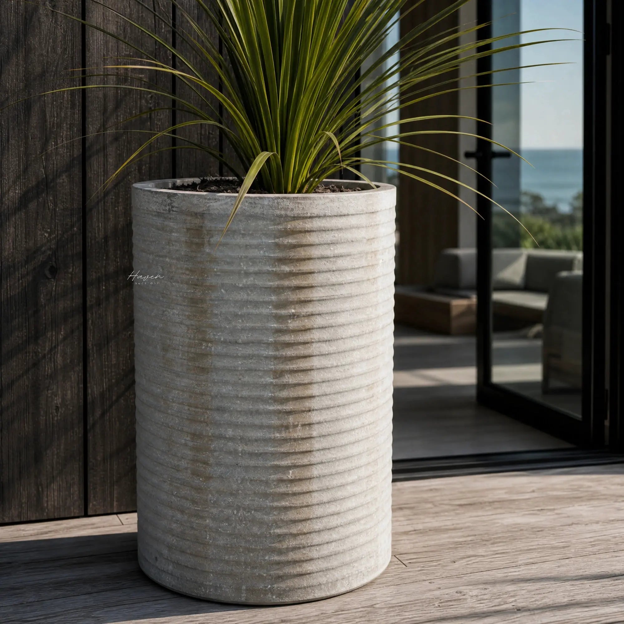 Muriwai Planter 75
