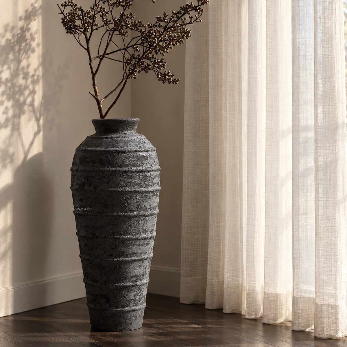 MUUBS® Pot Melancholia 80 - Metallic Black Indoor Planter at Haven Homestore