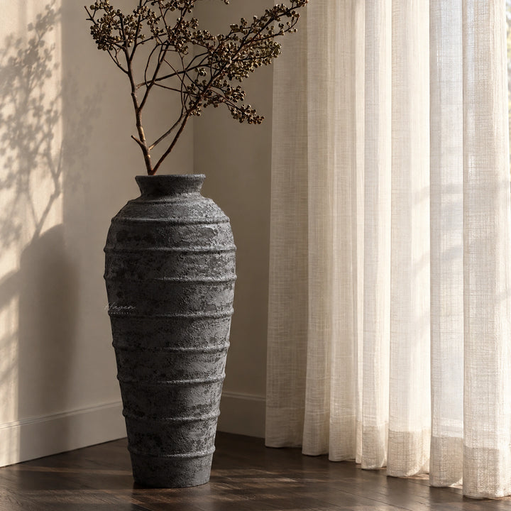 MUUBS® Pot Melancholia 80 - Metallic Black Indoor Planter at Haven Homestore