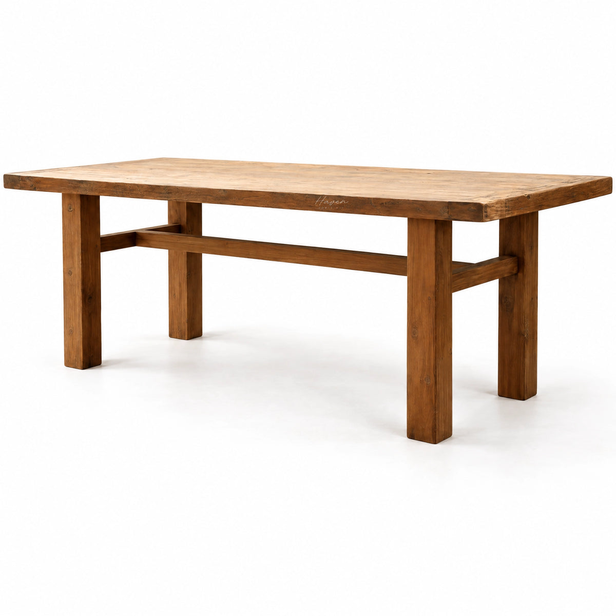Solum Dining Table