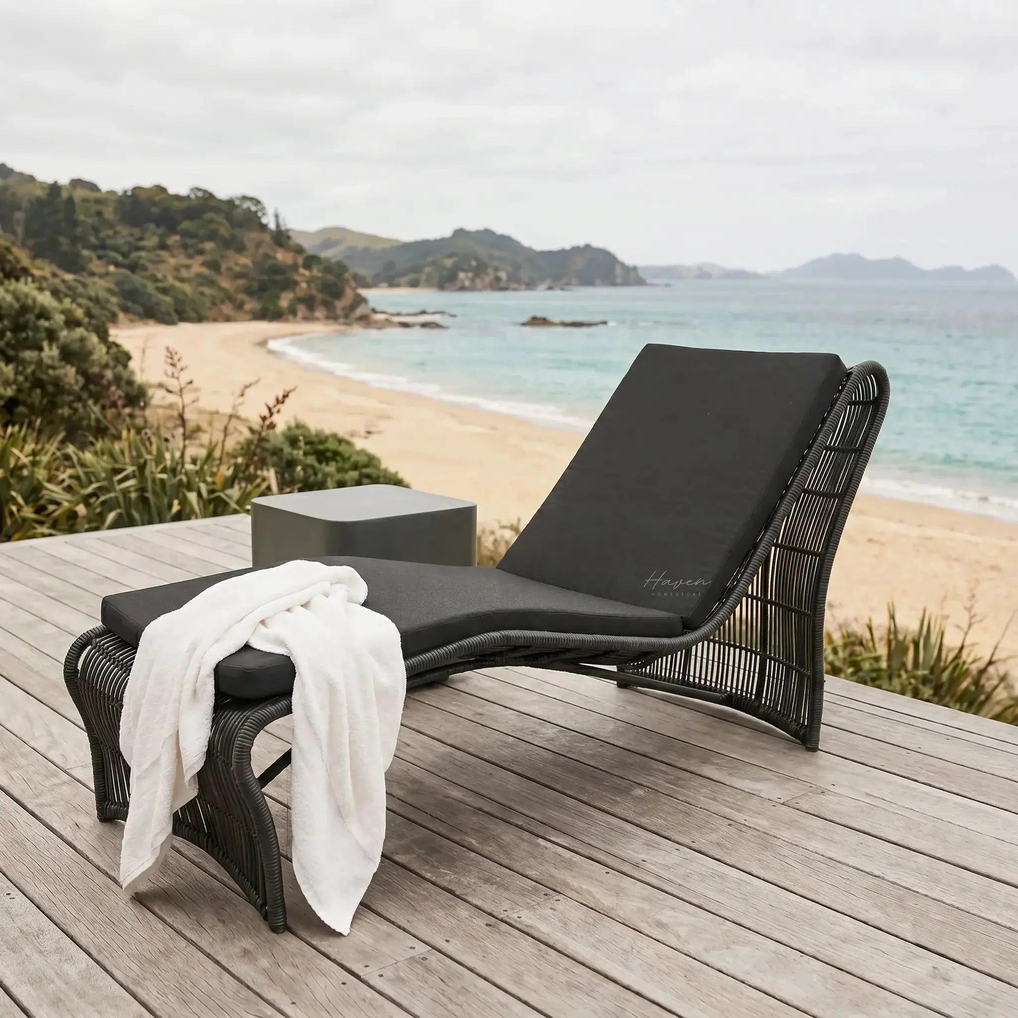 Wave Sun Lounger
