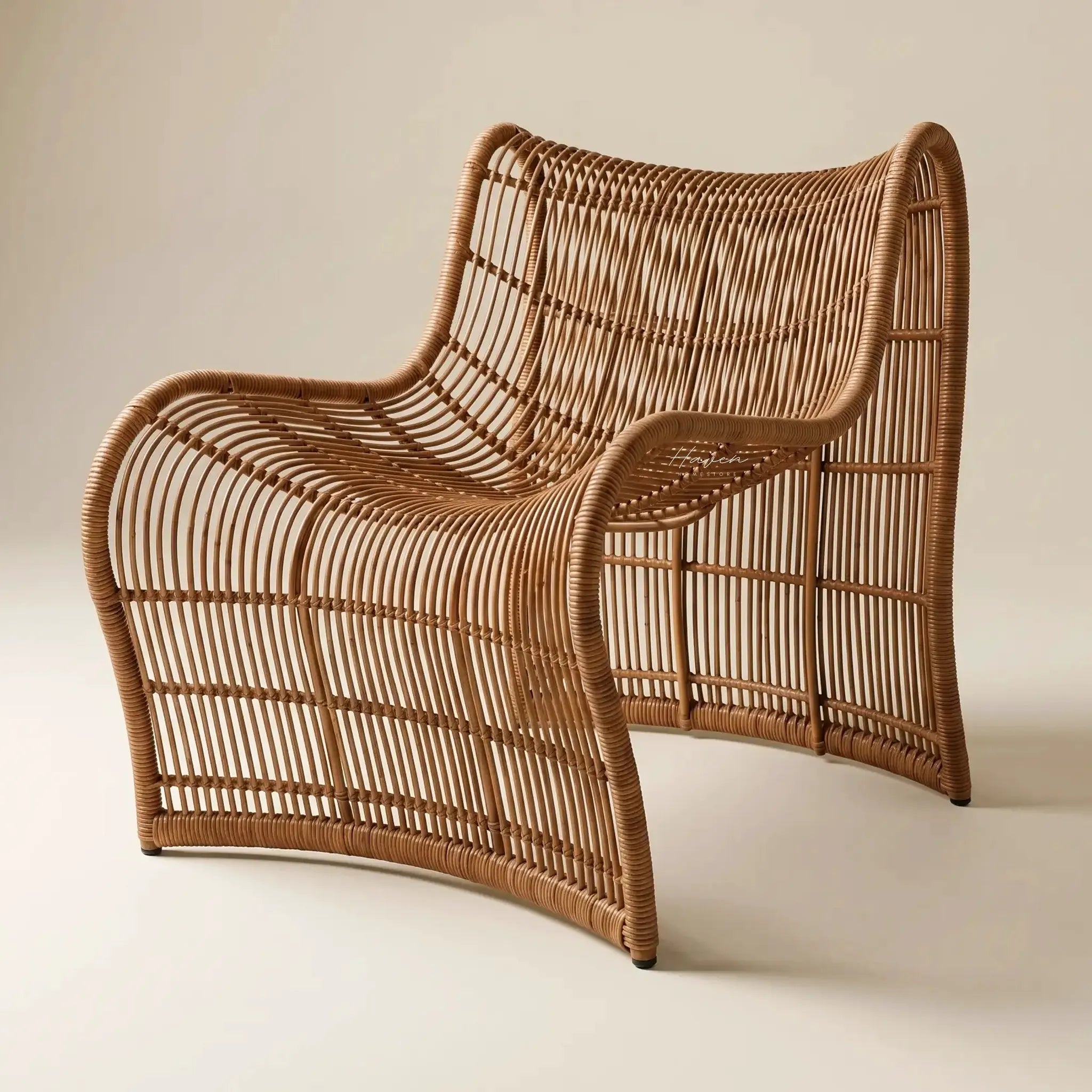 Wave Chair: sculptural woven outdoor chair with a lightweight aluminum frame in warm brown.