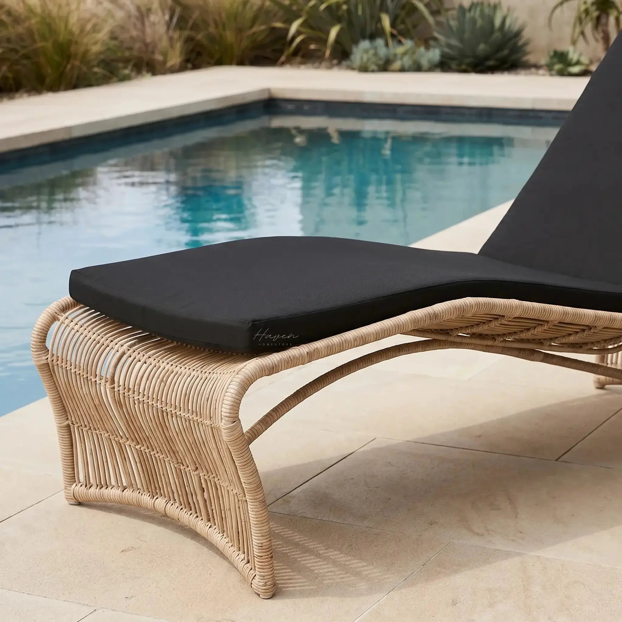 Wave Sun Lounger